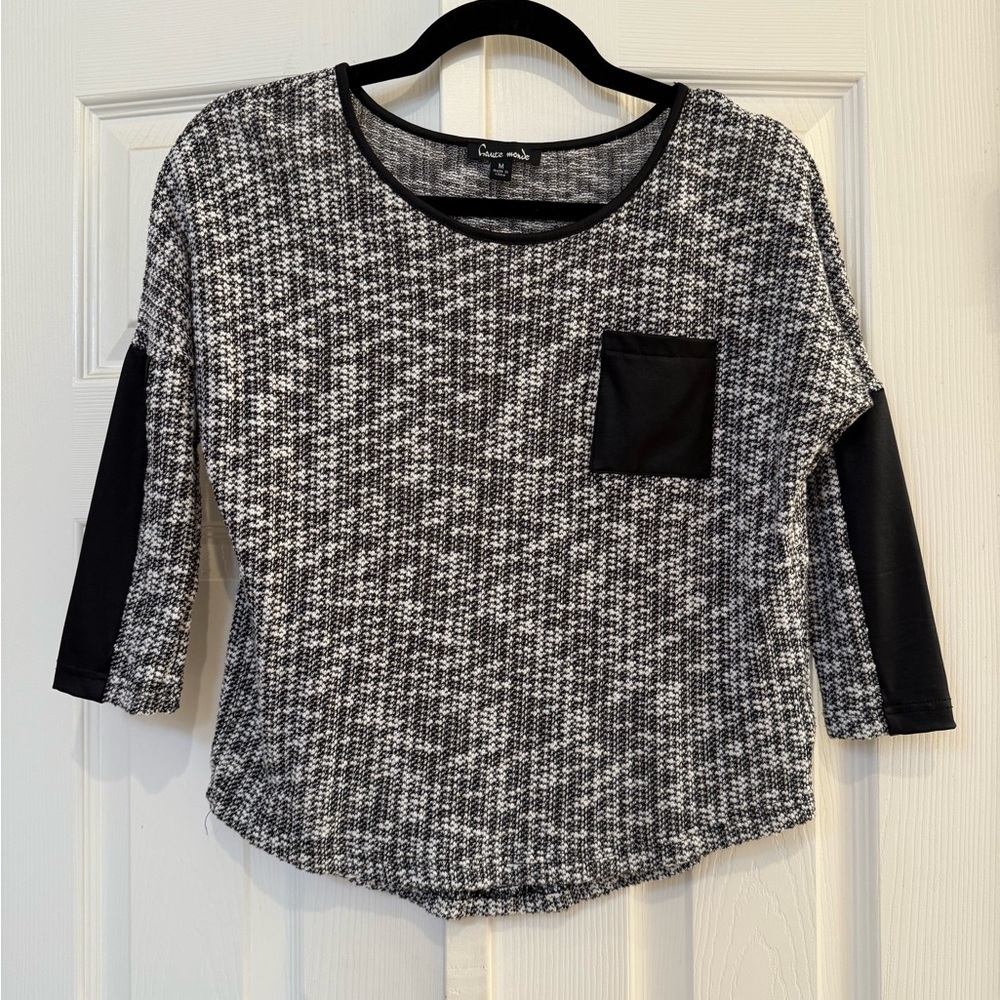 Haute Monde Textured Knit Top Faux Leather Pocket | Size M